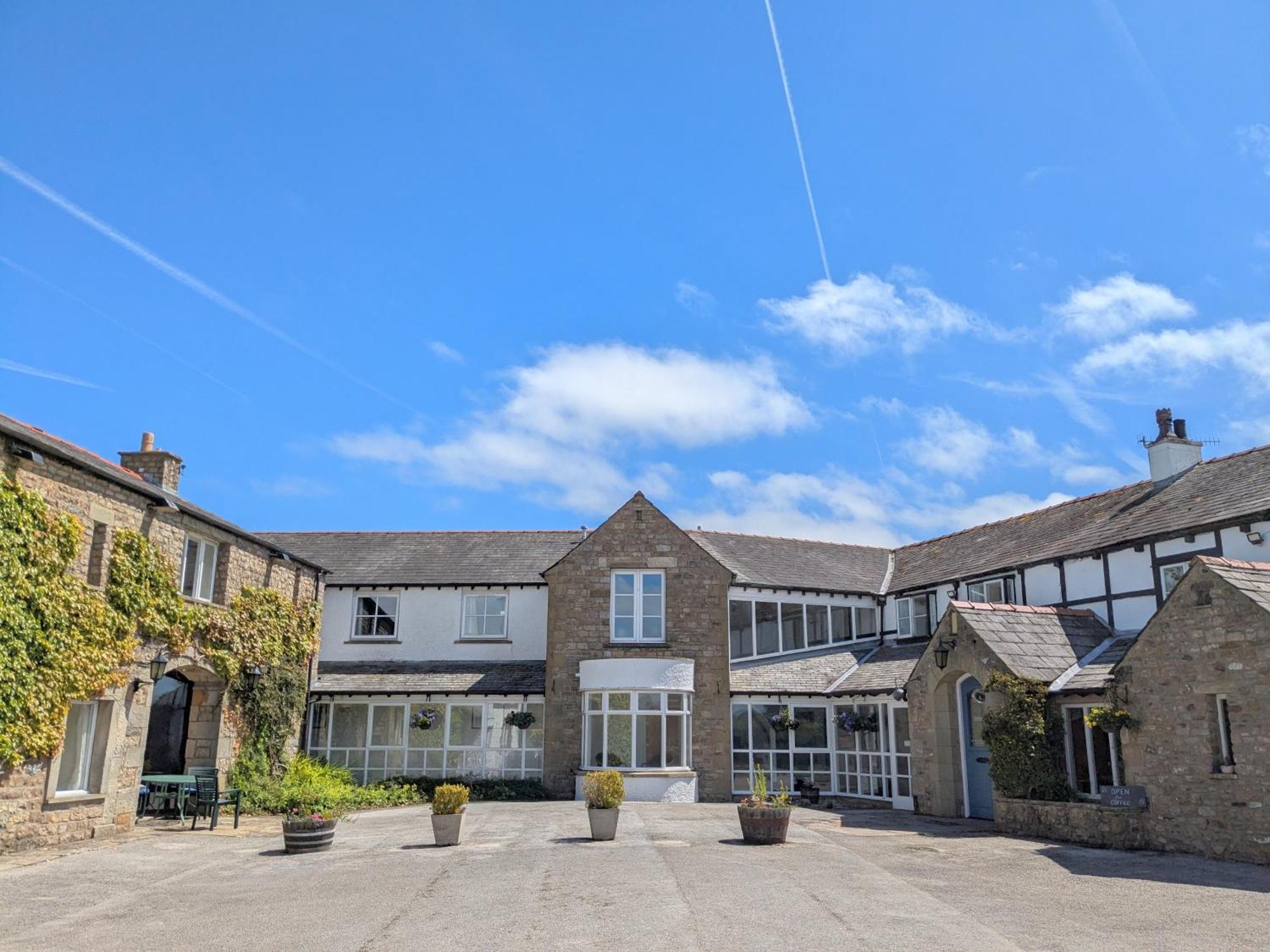 The Whoop Hotel Kirkby Lonsdale Exterior photo